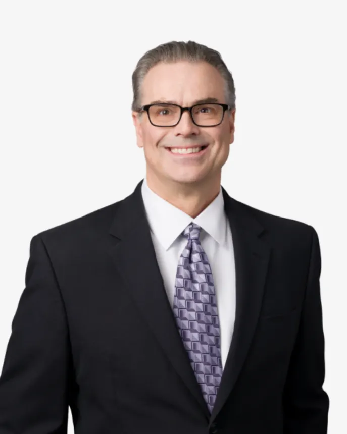 headshot of jack luellen