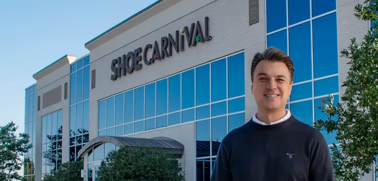 Shoe Carnival CEO exits