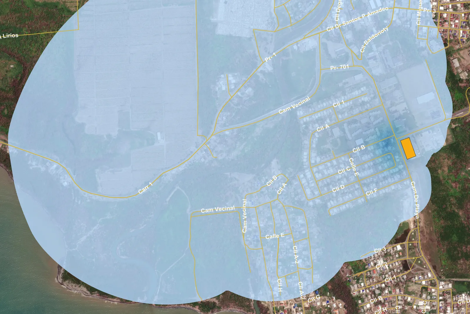 An EtO sterilizer facility is highlighted in yellow, while the surrounding area on a map is highlighted in blue, indicating areas with an elevated lifetime cancer risk.