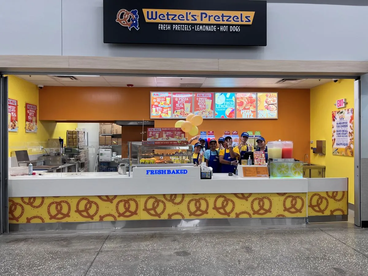 A photo of a Wetzel's Pretzel inside a Walmart.