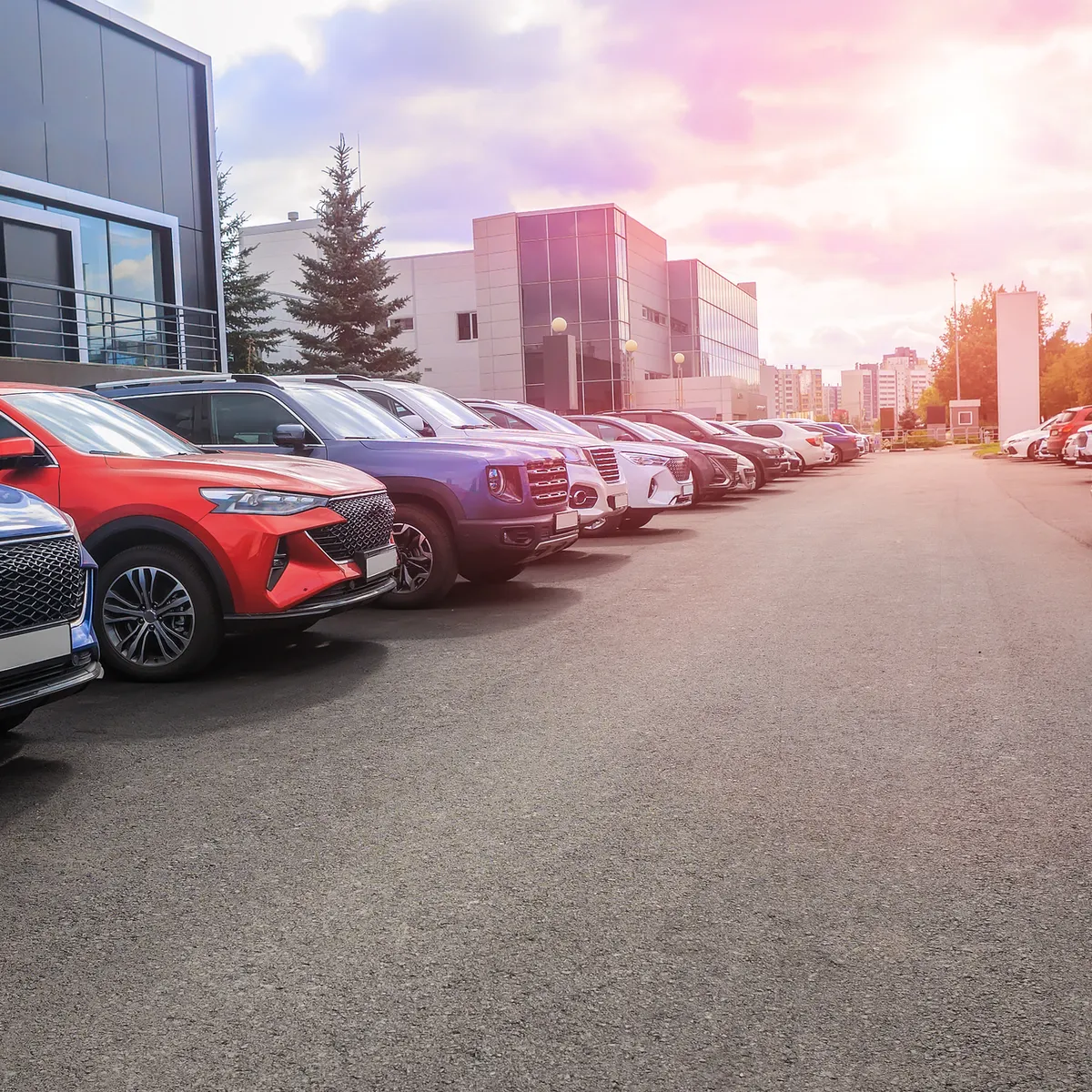 wardsauto.com - Jim Henry - Asbury Automotive promotes Clara to CEO