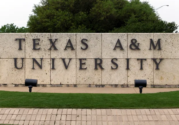 Universidade do Texas A&M para restringir o prolongamento de graduação das matrículas em seguida o aumento ‘maciço’