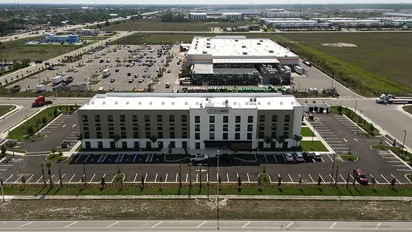 Marriott International opened the first StudioRes extended stay hotel in Fort Myers, Florida.