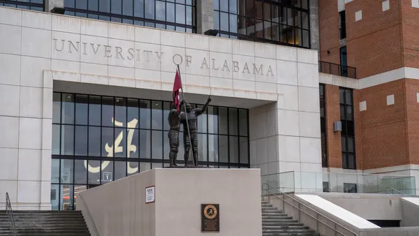 A statue on the University of Alabama campus