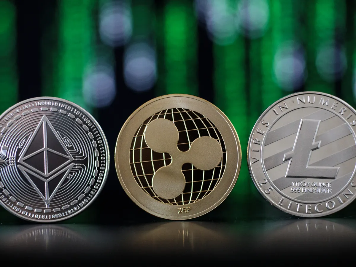 Bahamas law enforcement investigating FTX | Banking Dive