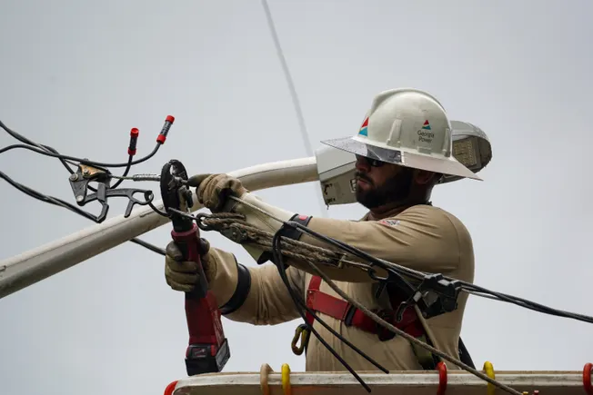 Southern Co. electricity sales soar on 42% data center growth (via utilitydive.com)