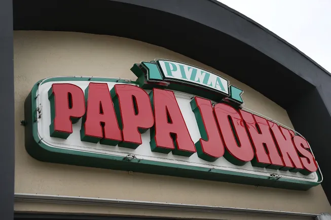 Papa Johns sells 28 Florida units