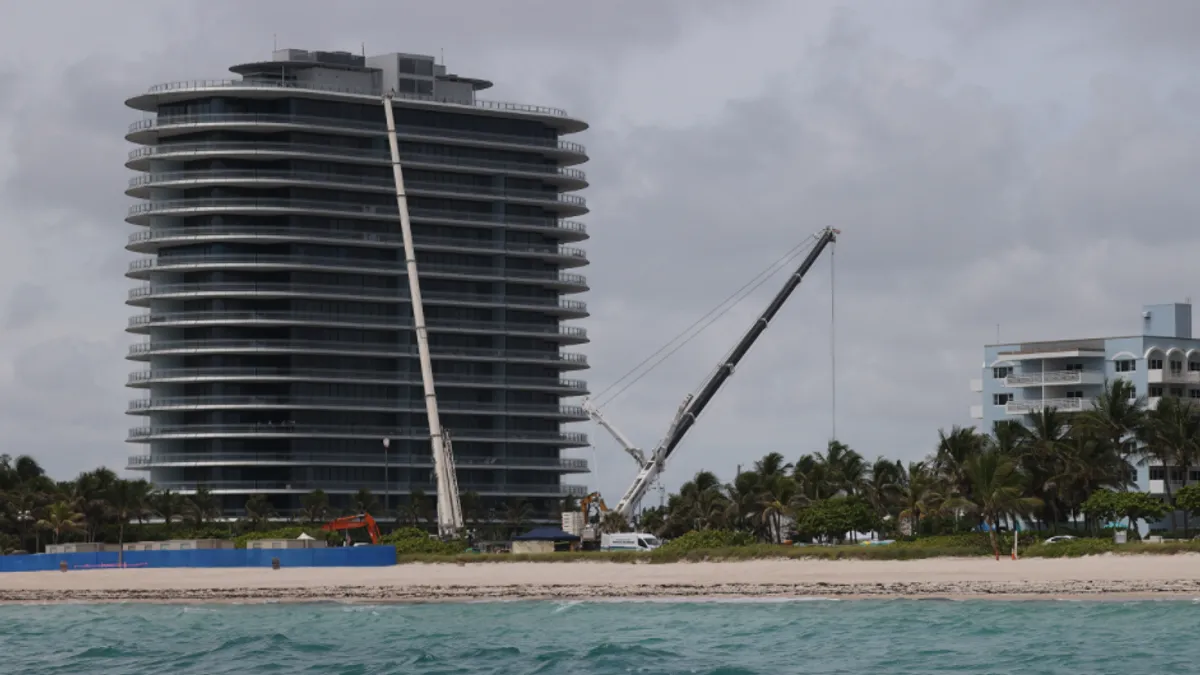 Champlain Towers, Surfside