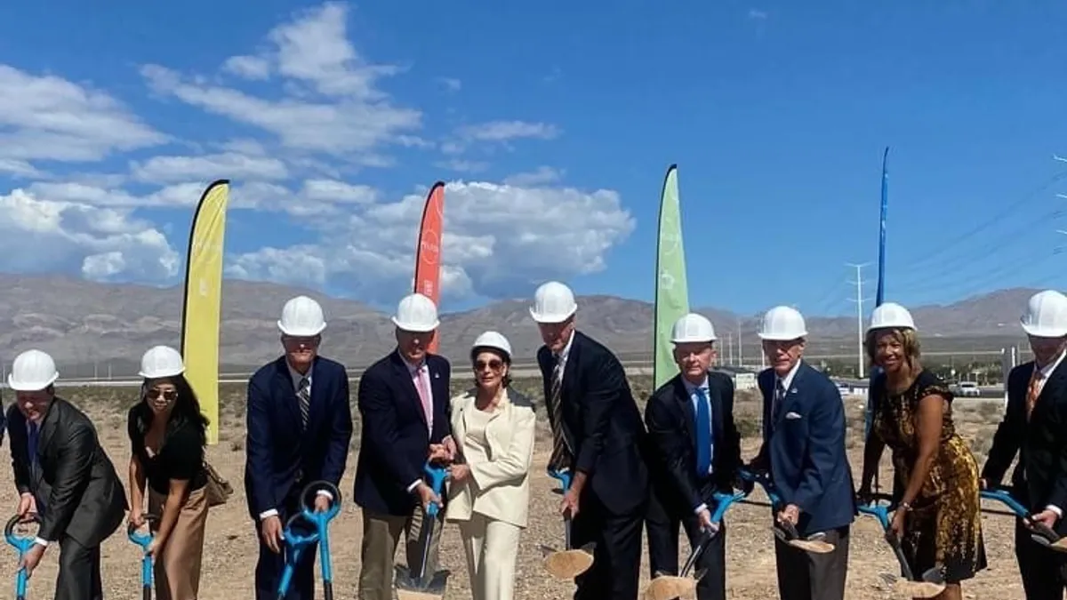 Shovel ceremony for the Helio medical campus project