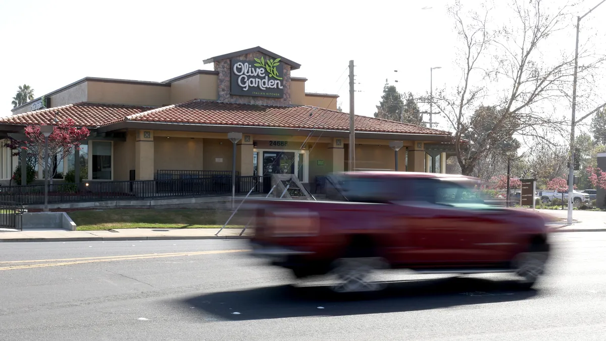 A picture of an Olive Garden restaurant.