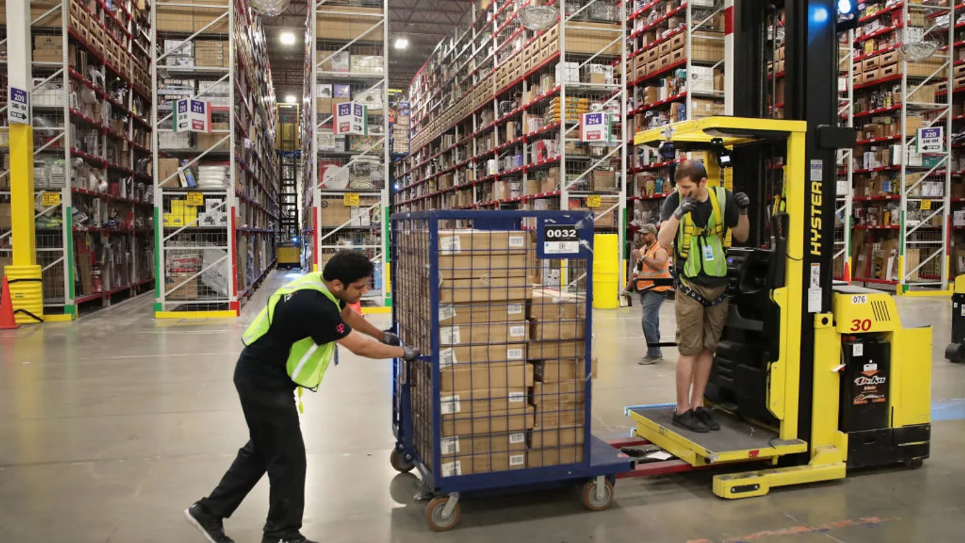 Amazon fulfillment center Will County Illinois