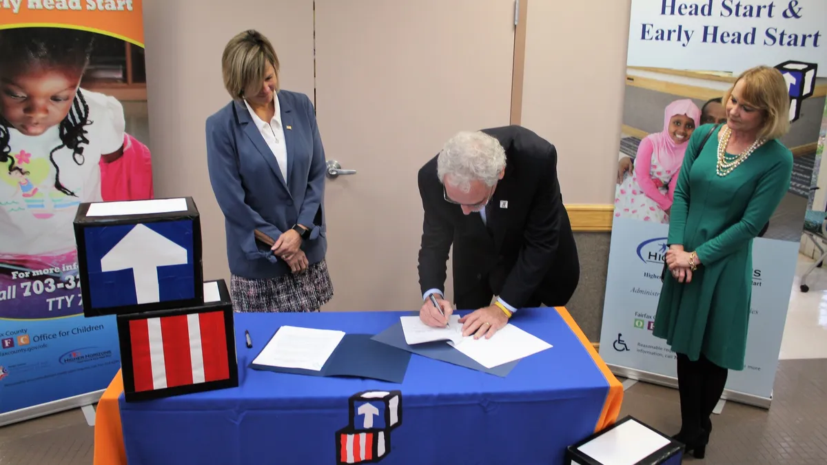 Head Start, NAESP and AASA sign an MOU to focus on transition for Head Start children into K-12 schools.