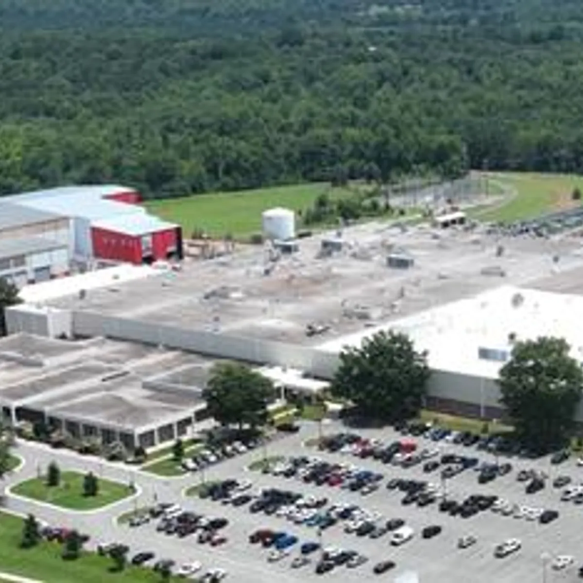Hitachi unveils $1B grid manufacturing investment, including