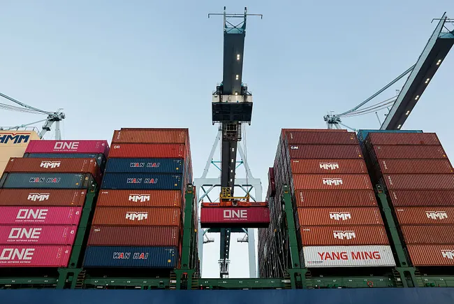 Panama Canal challenges drive shippers to Port of Los Angeles