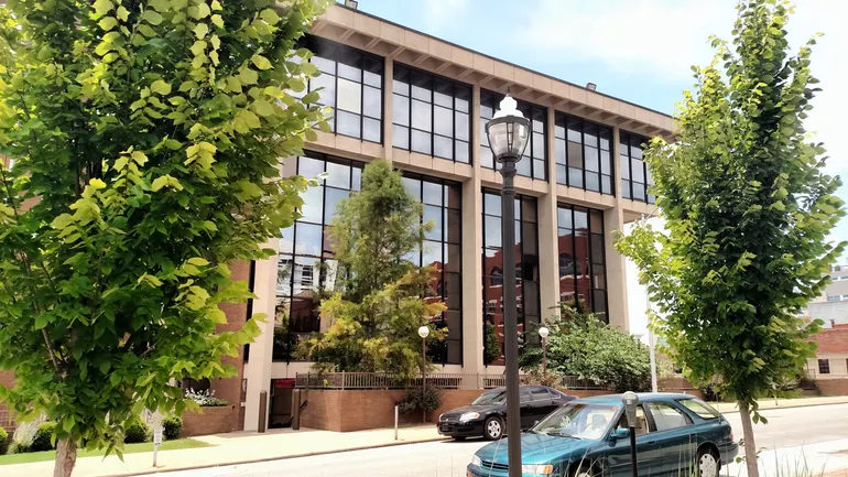 Jury awards male surgical technician 5K for delivery room discrimination