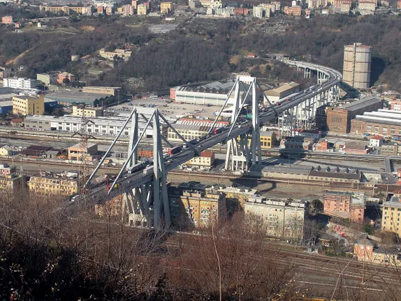 Report: Experts knew of Italian bridge weakening months before collapse ...