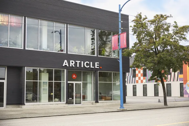 Article reveals plans for its first US retail stores