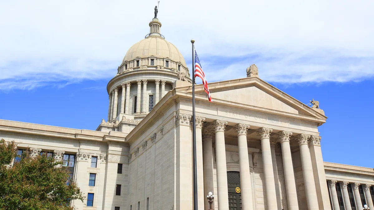 Front facade of Oklahoma's state capitol building.