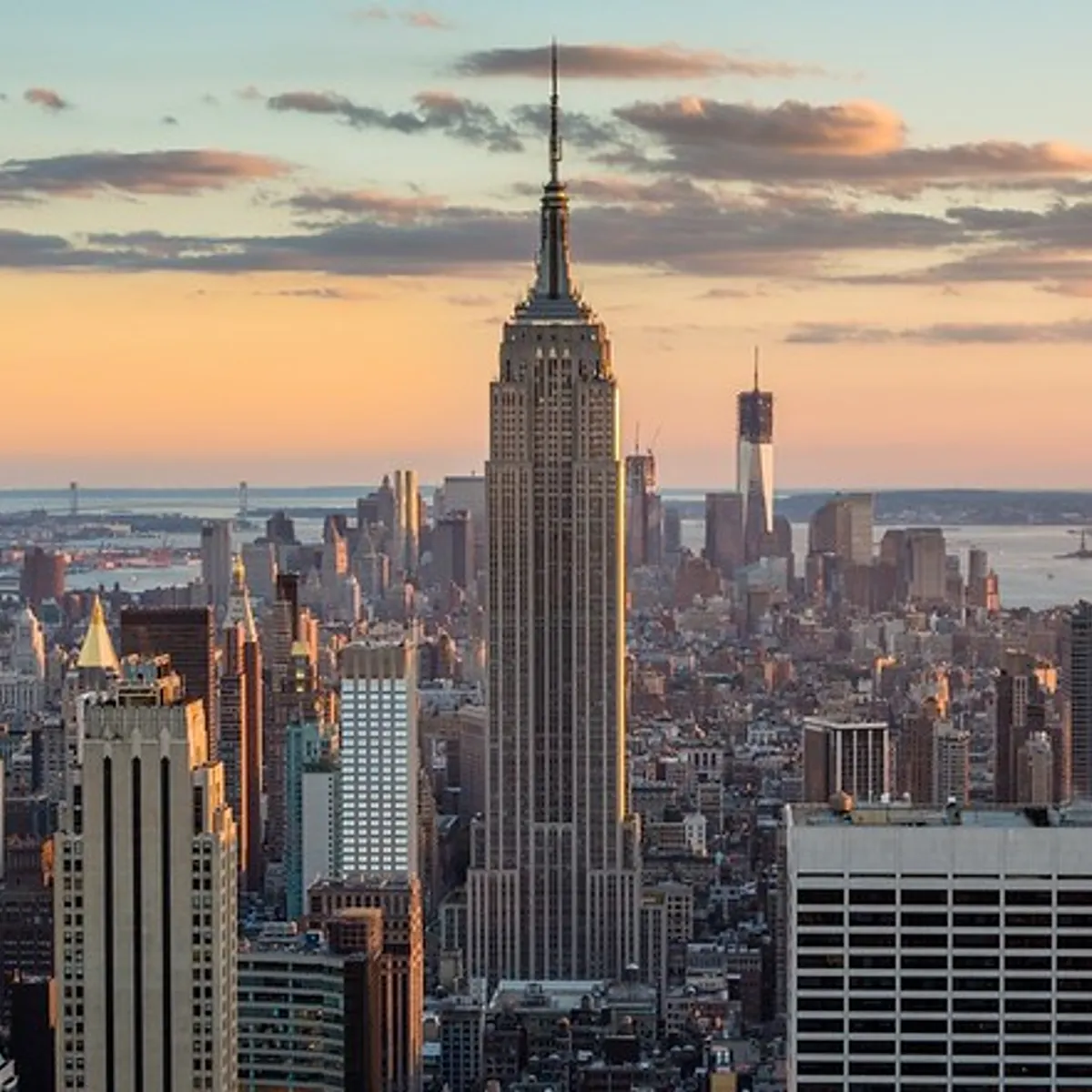 BNY Mellon commits to holding, transferring and issuing crypto | Banking  Dive