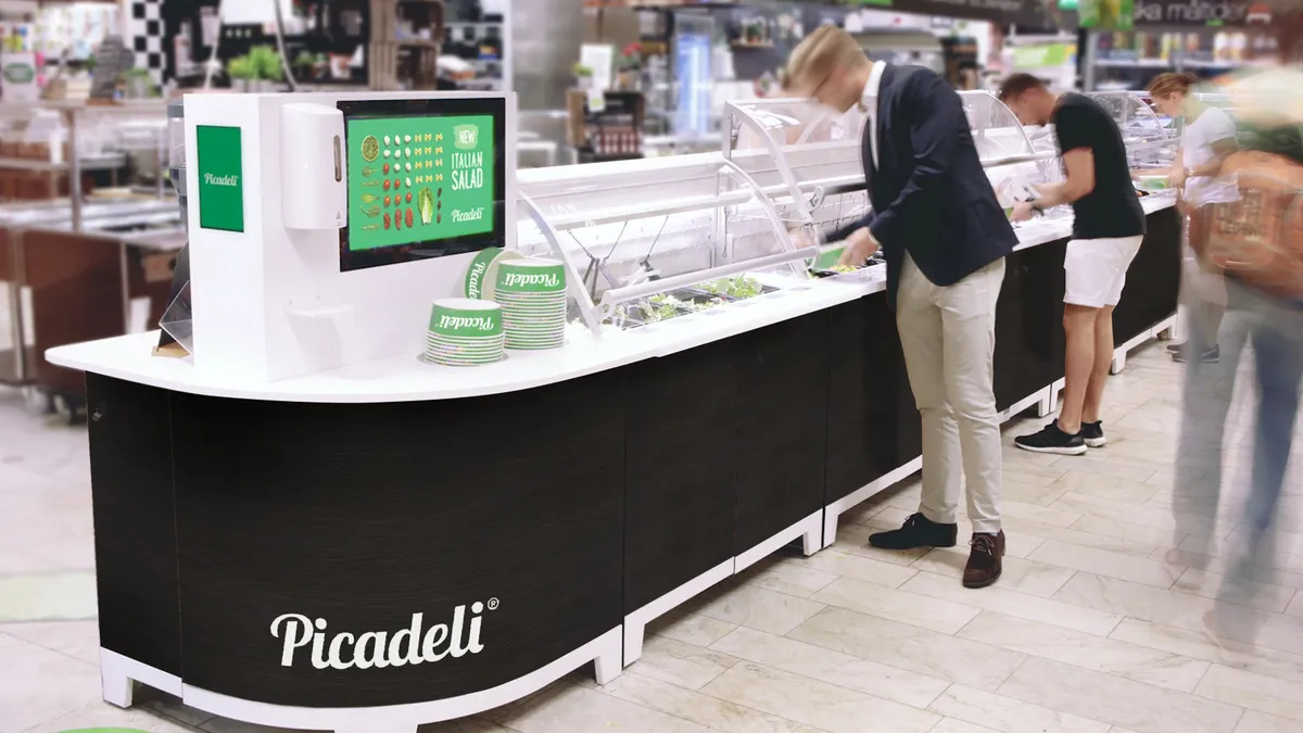 Picadeli salad bar