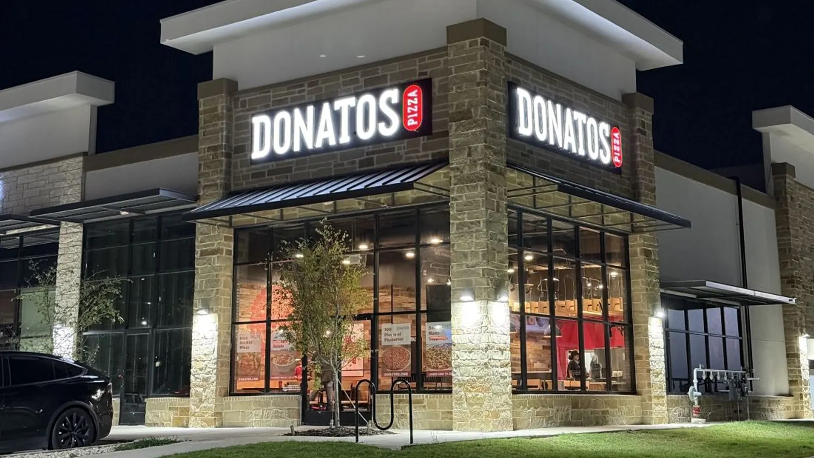 Donatos Pizza drops DoorDash’s AI ordering system for Revmo AI