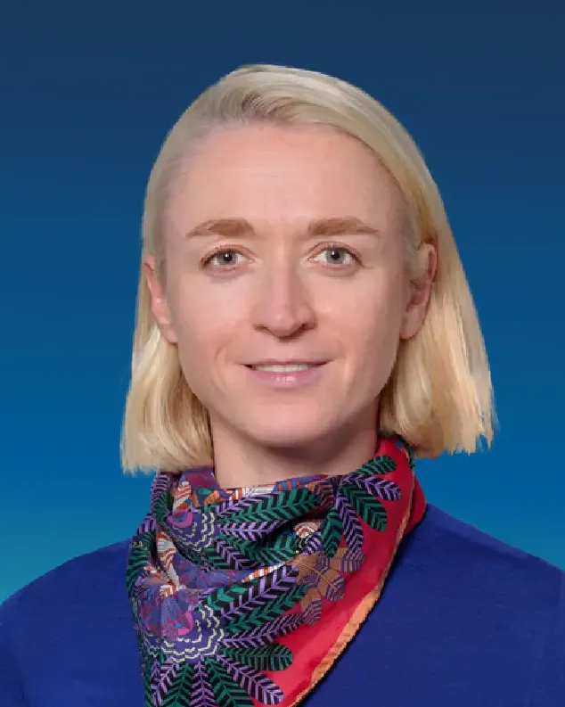 A headshot of Emma Loxton
