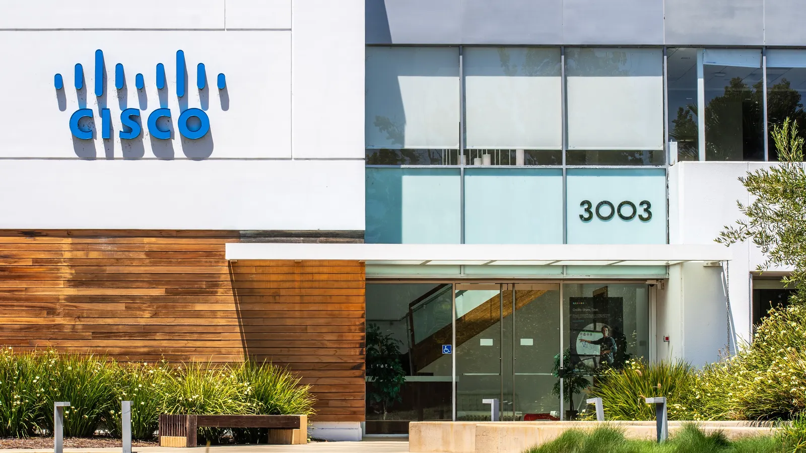 CISA, researchers warn of escalating attacks using Cisco Catalyst SD-WAN flaws