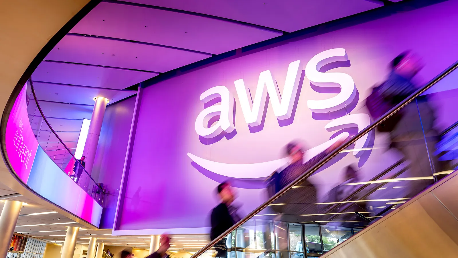 Amazon ups AI investments as cloud sector chases windfall