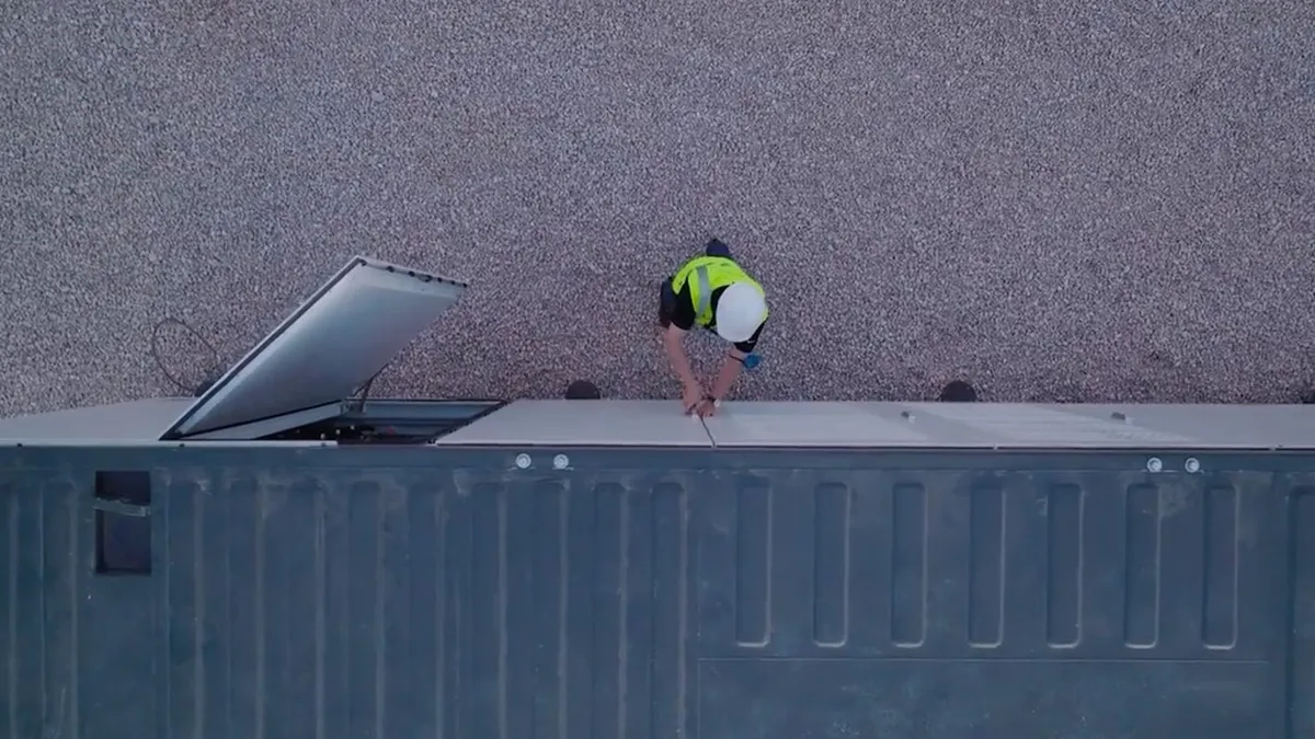 Electric battery worker with liquid cool battery storage container