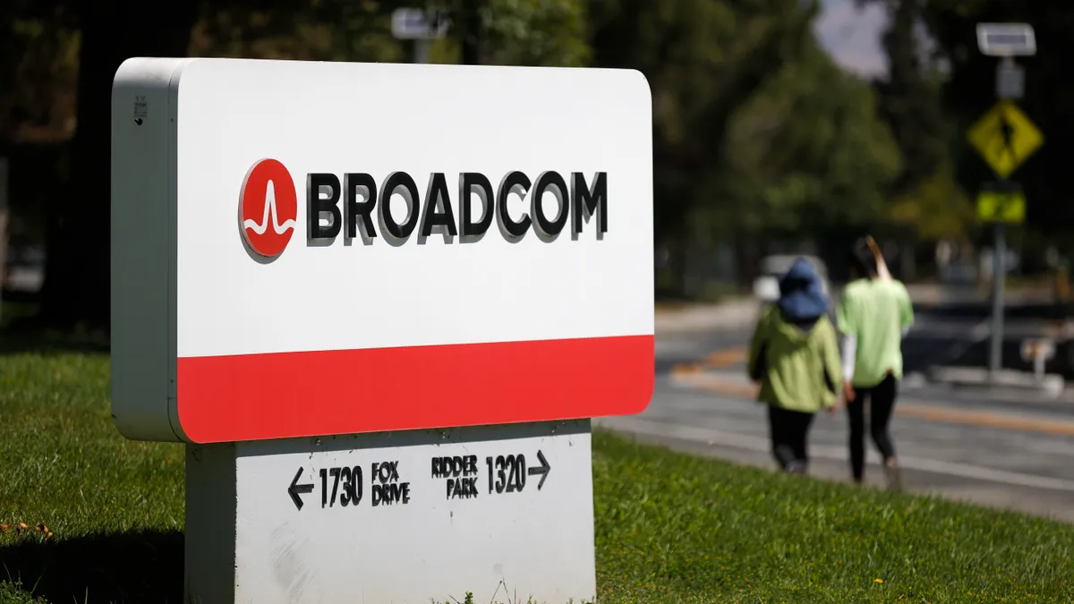 chip-maker-broadcom-logo-sign