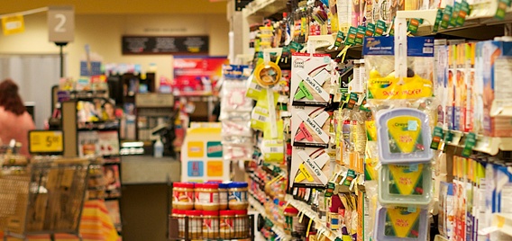 gluten-free grocery aisle