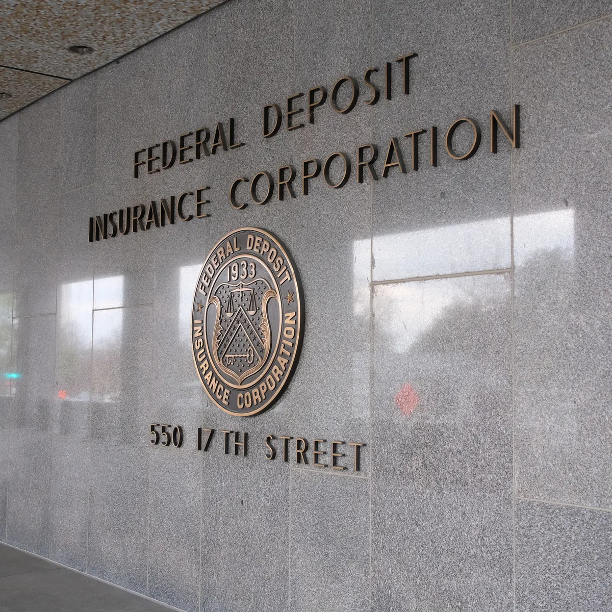 FDIC, OCC, Fed solidify eSLR changes | Banking Dive
