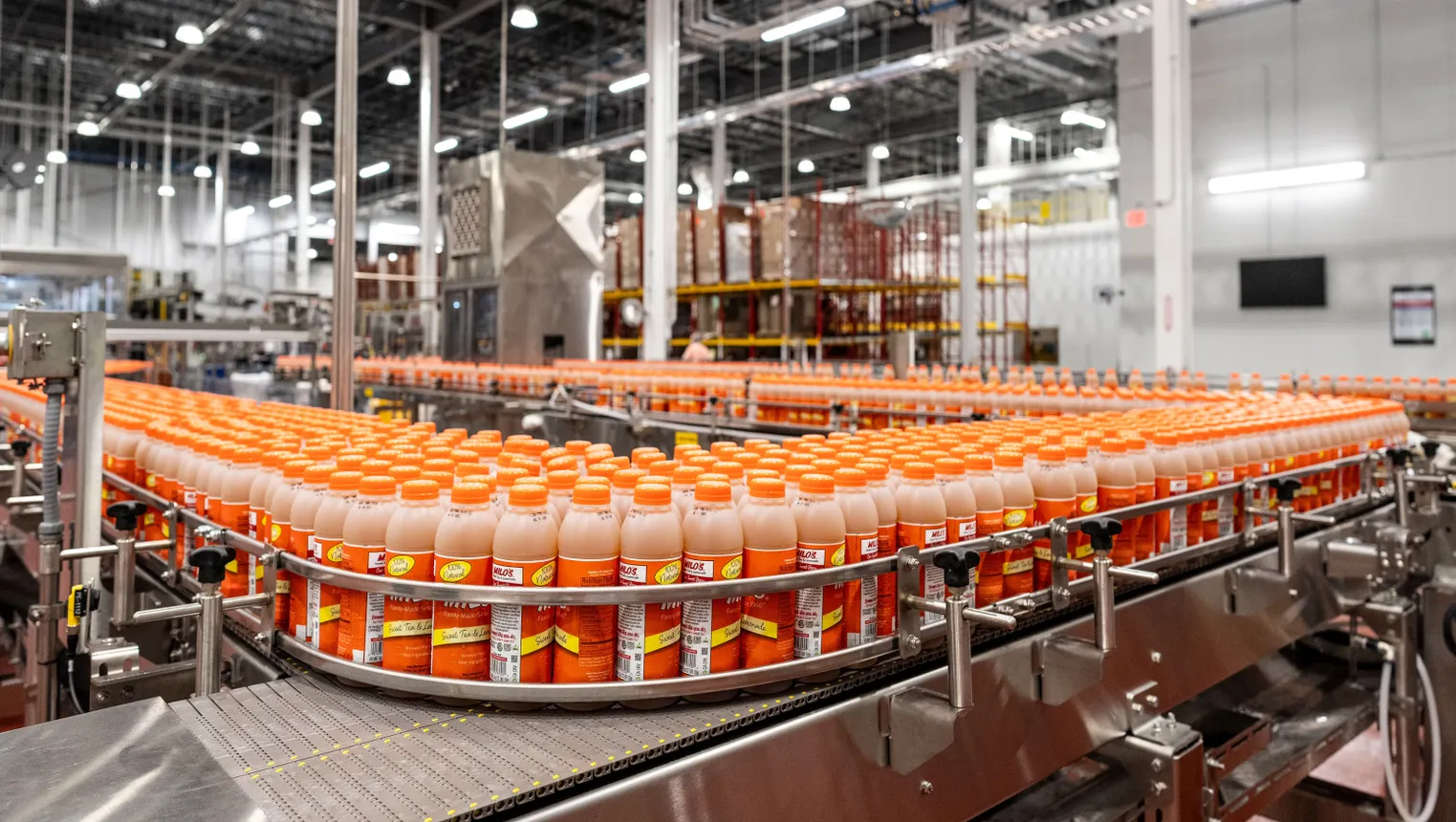 Milo&#x27;s Sweet Tea on the assembly line.