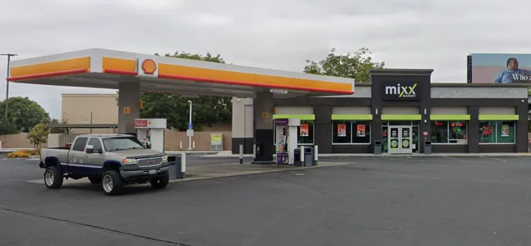 Tooley Oil exits retail with 12-store sale