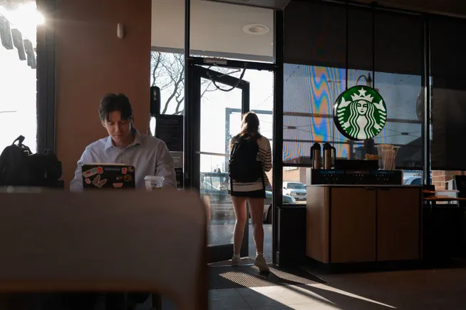 This week in 5 numbers: Remote work may be hurting college grads