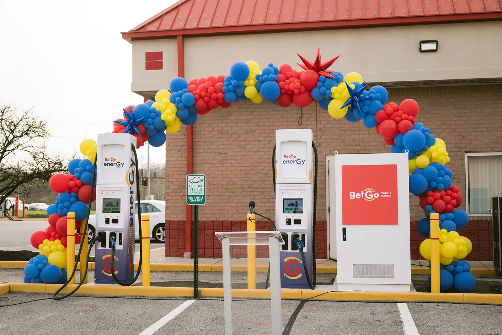 A photo of GetGo Energy EV chargers at a store in Ohio.