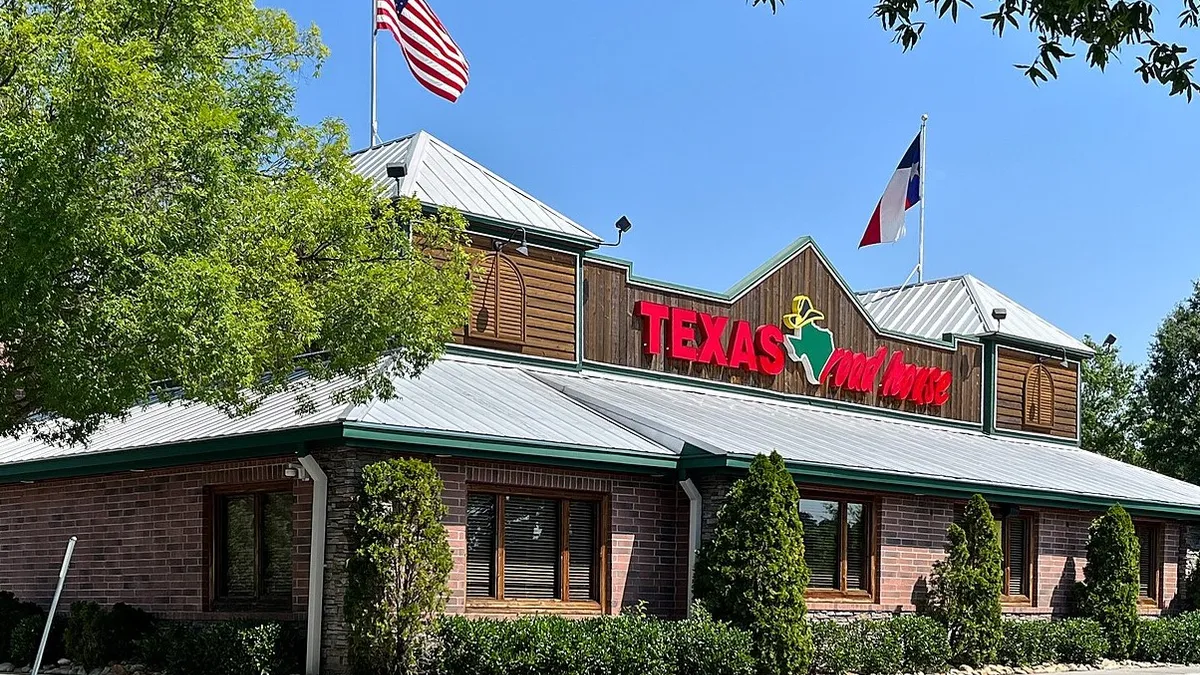 An image of a brown building with a "Texas Roadhouse" signage