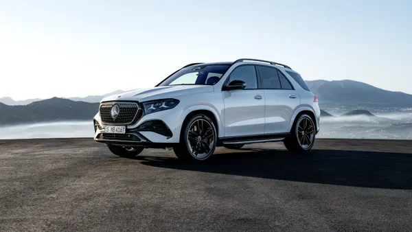 Refreshed 2027 Mercedes-Benz GLE.