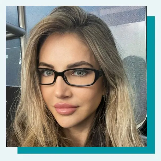 Yoana Land Cinq a Sept