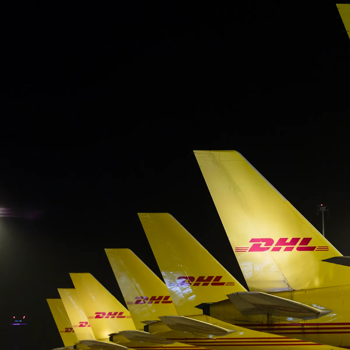 DHL, others land US CBP approval to handle postal duties