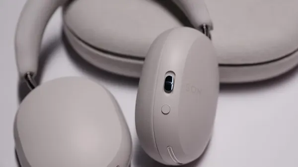 Sonos enters personal listening category with new headphones