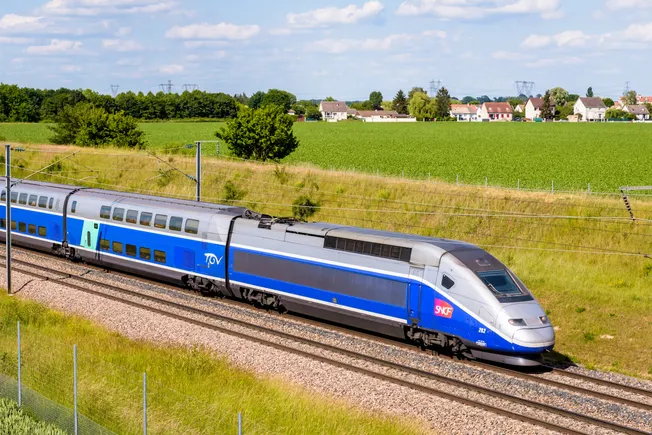 High-speed trains would get new noise regulations in FRA proposal