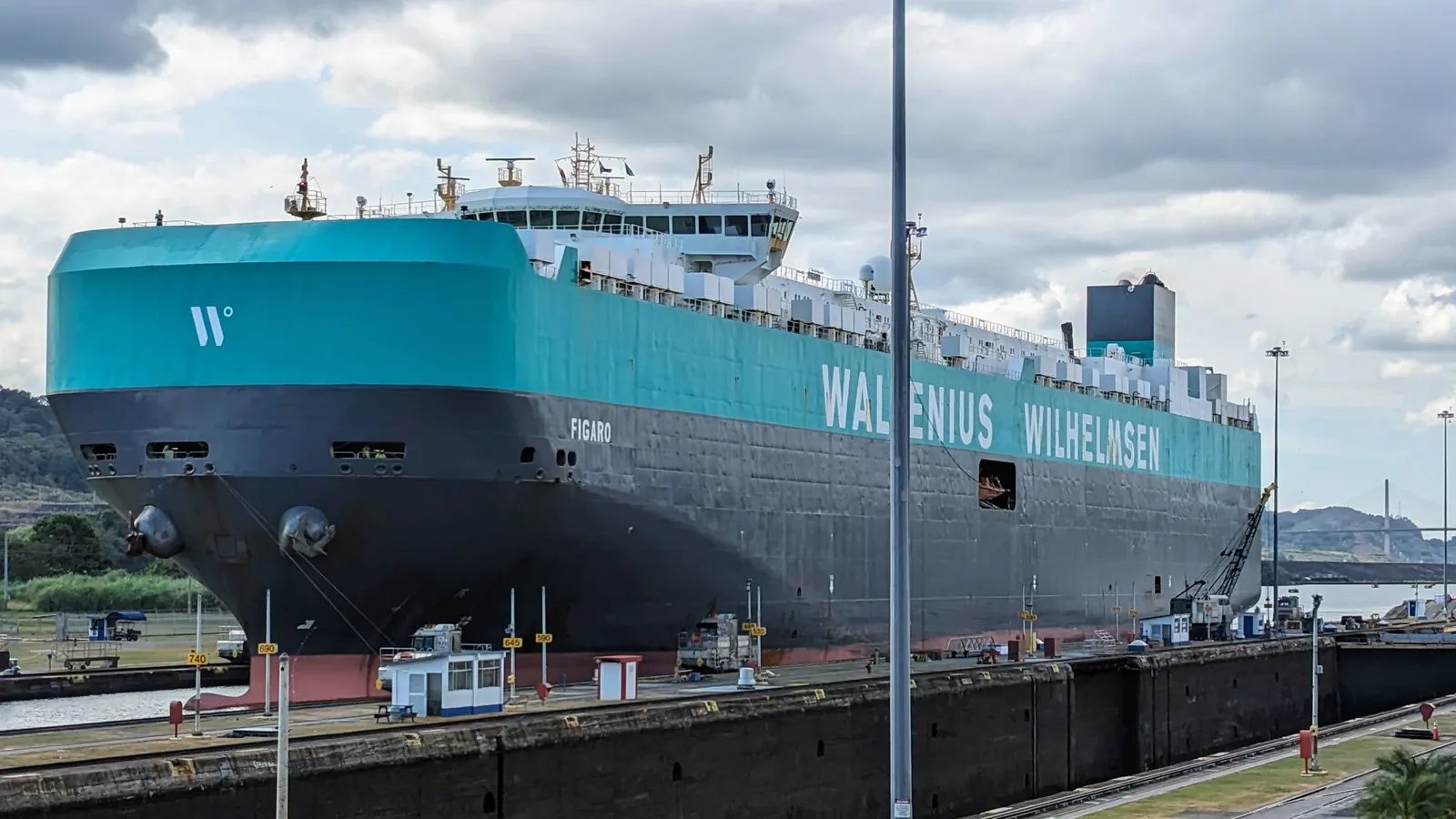 Shipping vessel enters the Miraflores Locks.