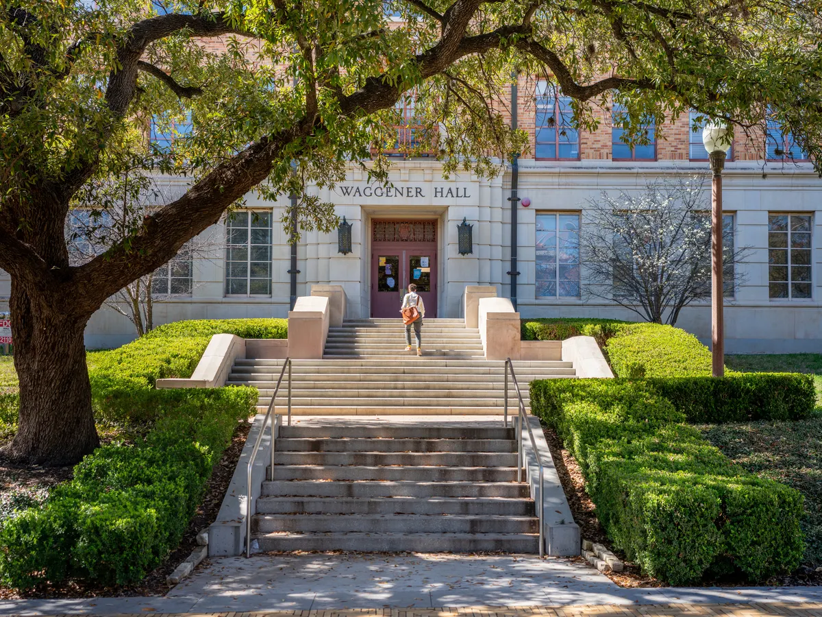 Federal judge temporarily blocks new Title IX rule from taking effect in  Texas | Higher Ed Dive