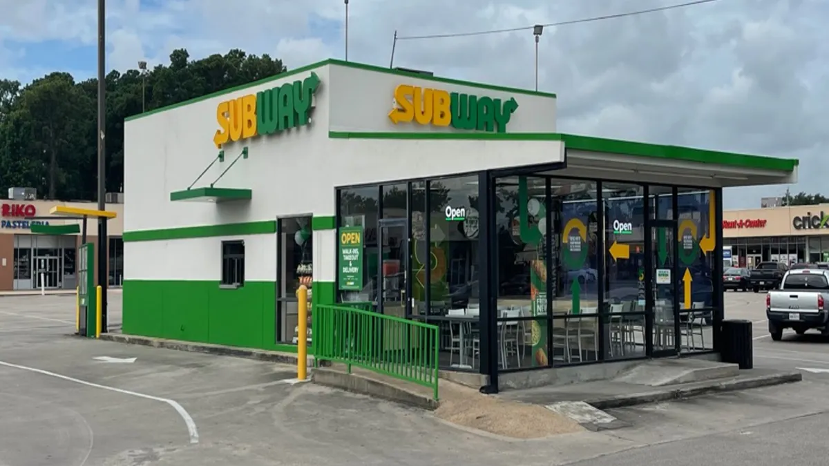 An image of a Subway restaurant in Texas