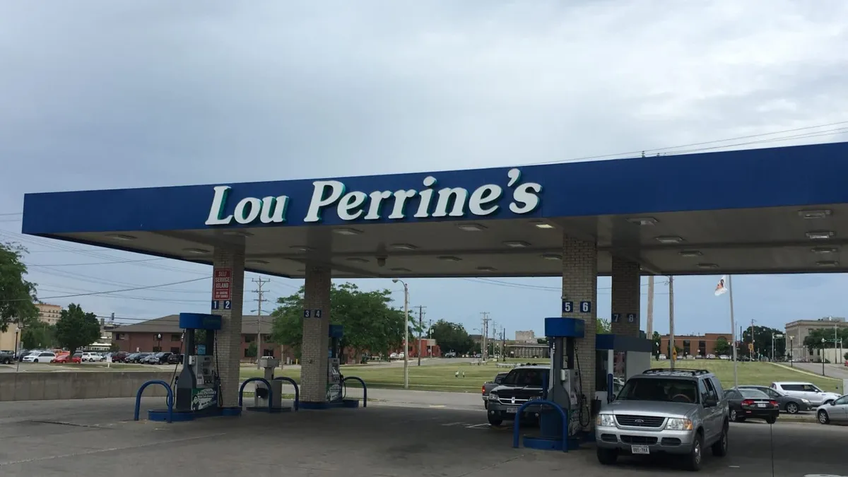 Lou Perrine's