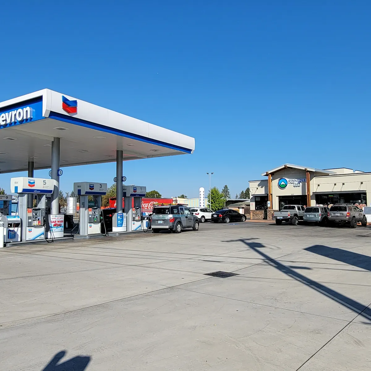 CHEVRON - Updated January 2026 - 10 Reviews - 7475 La Jolla Blvd, La Jolla, California - Gas Stations - Phone Nuber - Offerings - Yelp