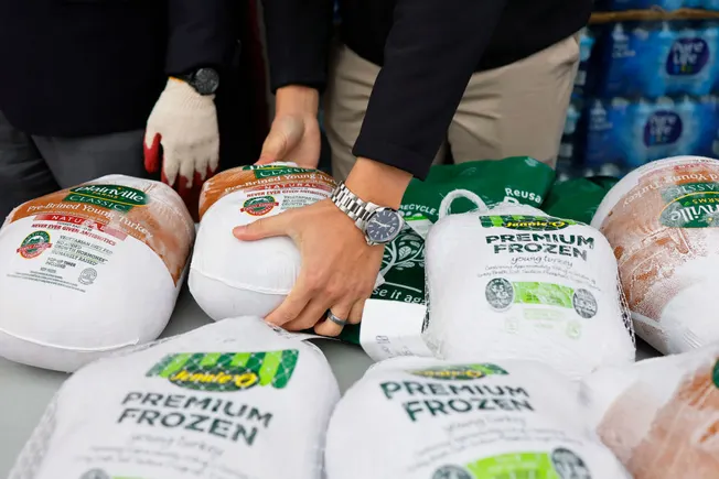 Hormel to sell off Thanksgiving turkey assets