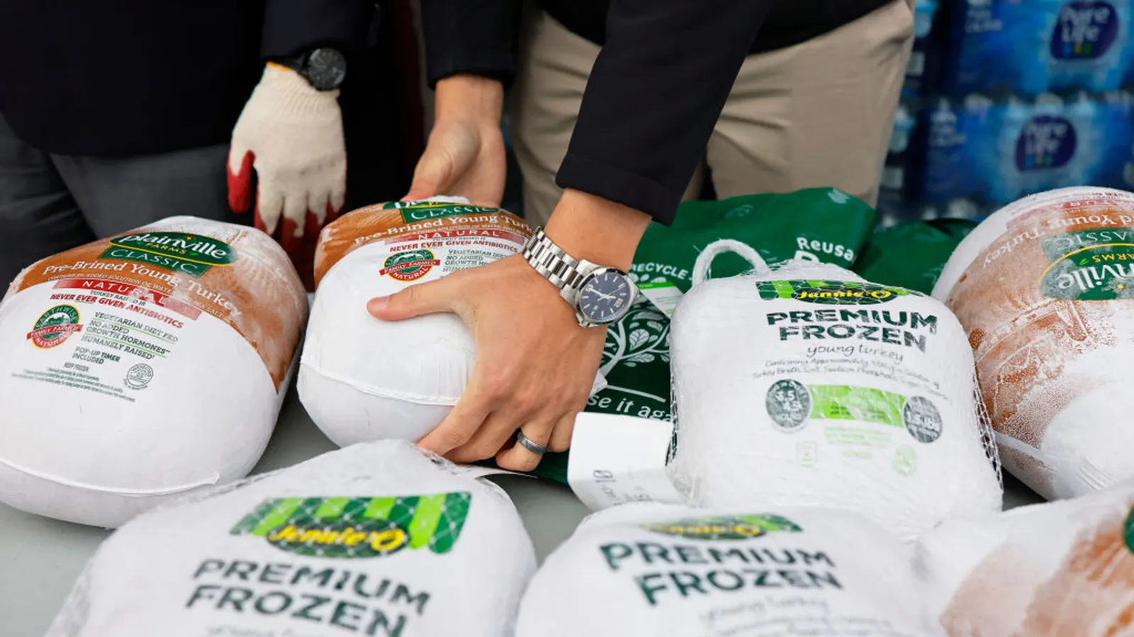 Hormel to sell off Thanksgiving turkey assets