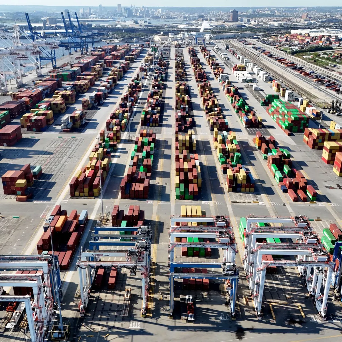 Transpacific shipping rates